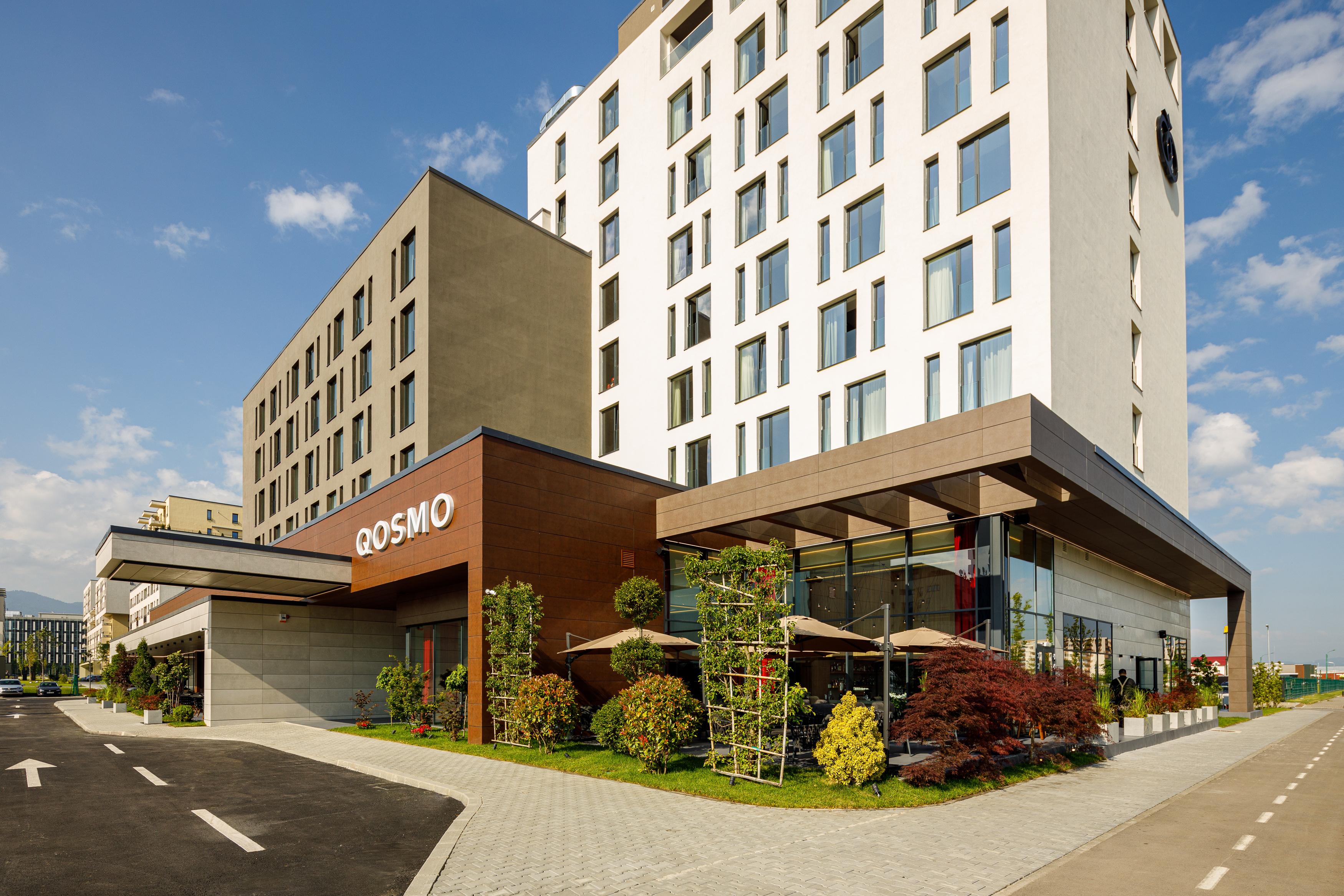 Qosmo Brasov Hotel Exterior foto